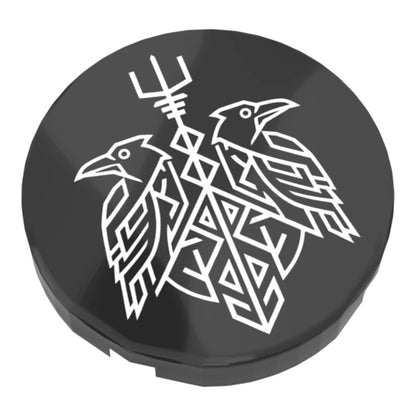 Bedruckte LEGO® Fliese 2x2 - Wikinger Symbol 8 'Odins Raben mit Runenstab'
