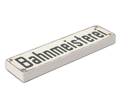 Bedruckte LEGO® Fliese 1x4 - Altes Schild 13 'Bahnmeisterei'
