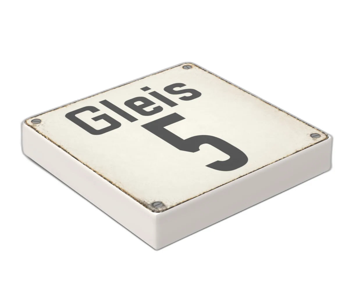 Bedruckte LEGO® Fliese 2x2 - Altes Schild 26 'Gleis 5'